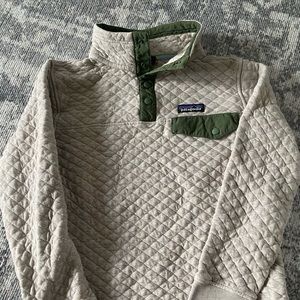 Patagonia quilted snap jacket